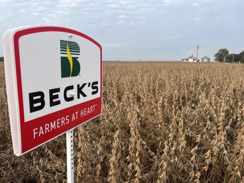A Beck’s Farmers at Heart sign in a soybean field